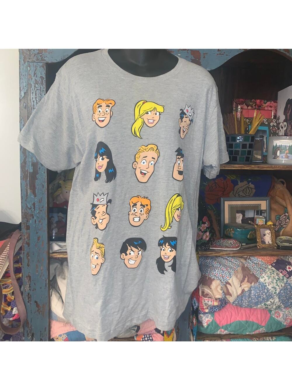 NWOT ARCHIE COMICS TEE M